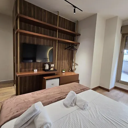 Sols Center 호텔 티라나